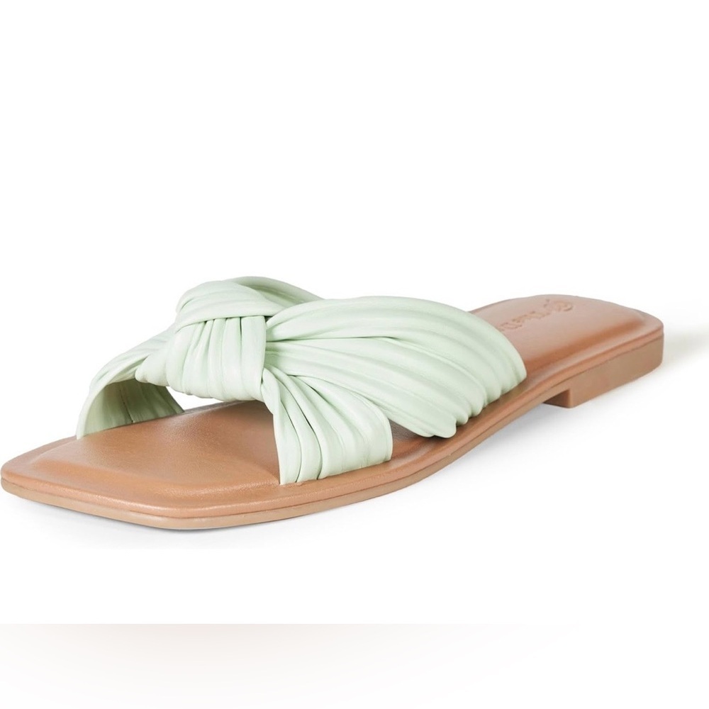 βΌοΈRAREβΌοΈπΈThe DropπΈπ₯NWTπ₯Ida Bow Flatβ8.5